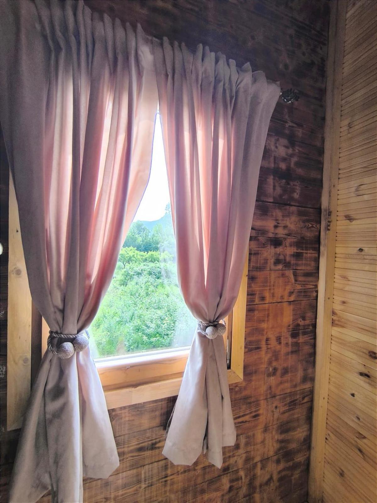 Virpazar Raj Kod Kumova Villa Bilik gambar